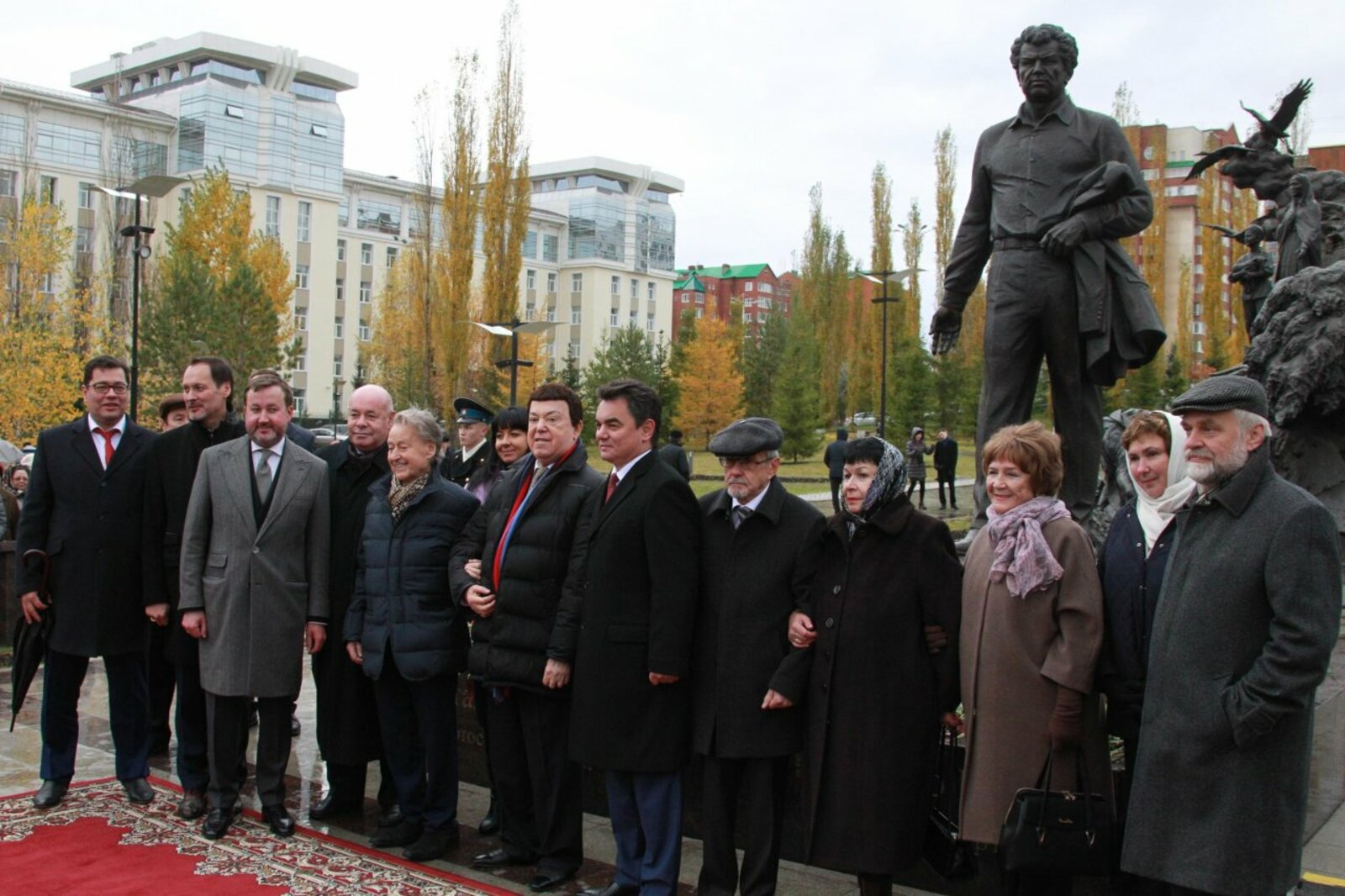 Олег Яровиков