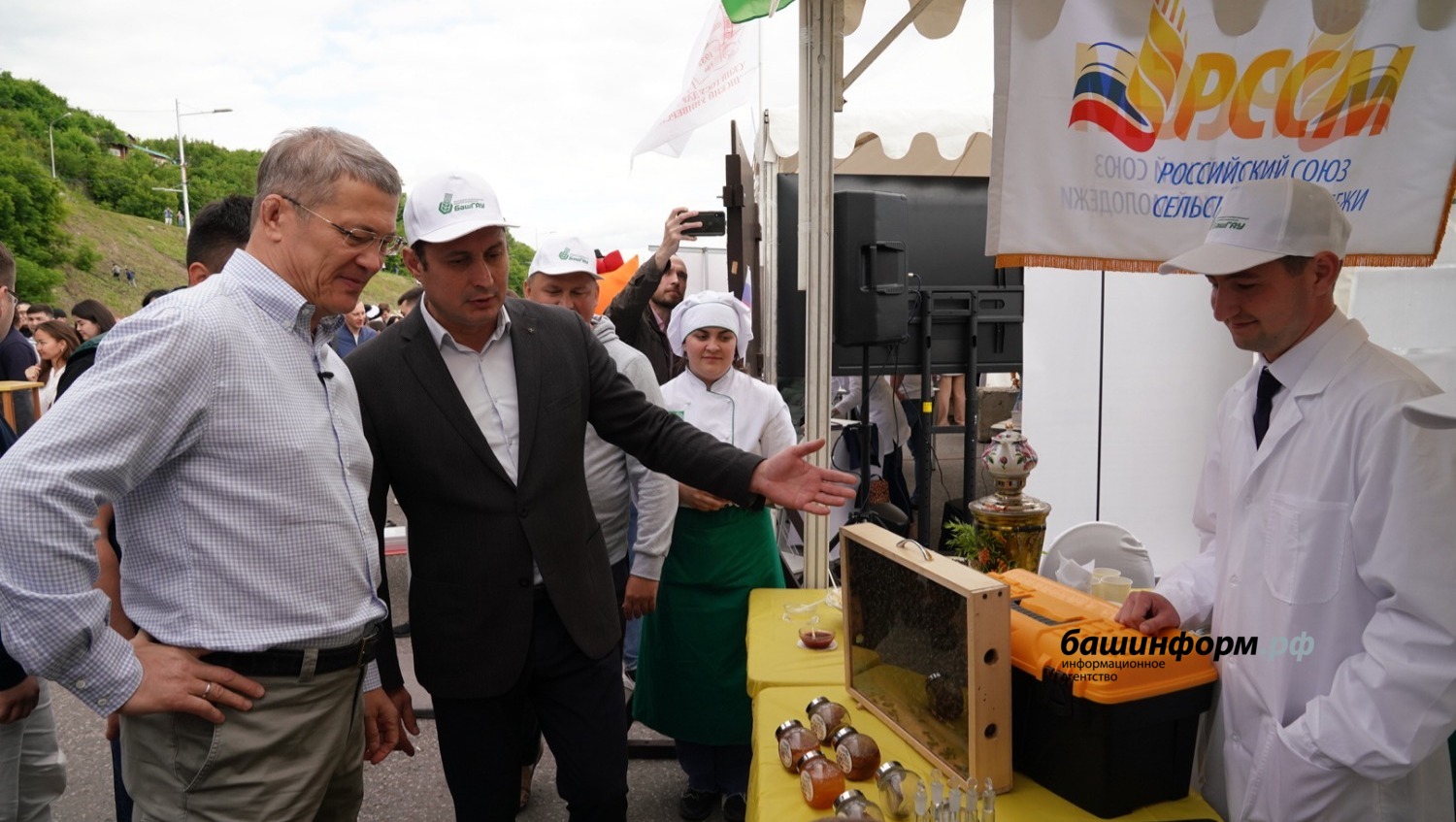 Олег Яровиков