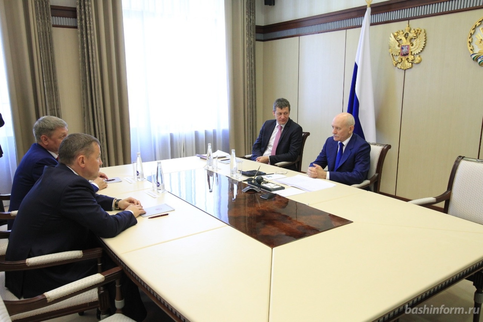 Олег Яровиков