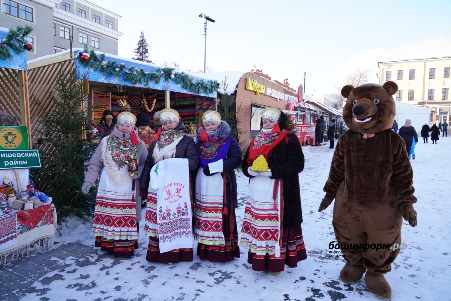Олег Яровиков