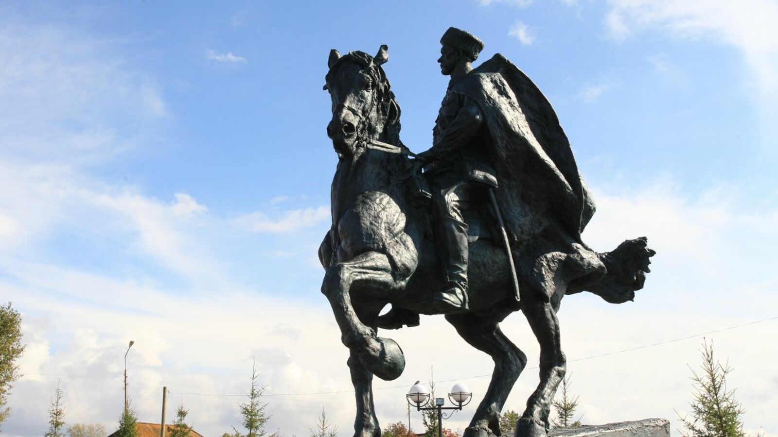 Олег Яровиков