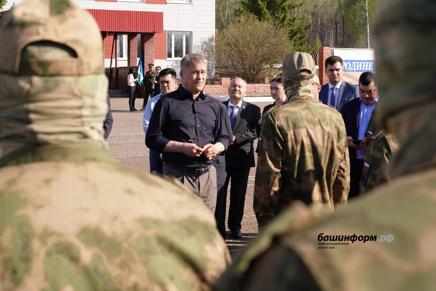 Олег Яровиков