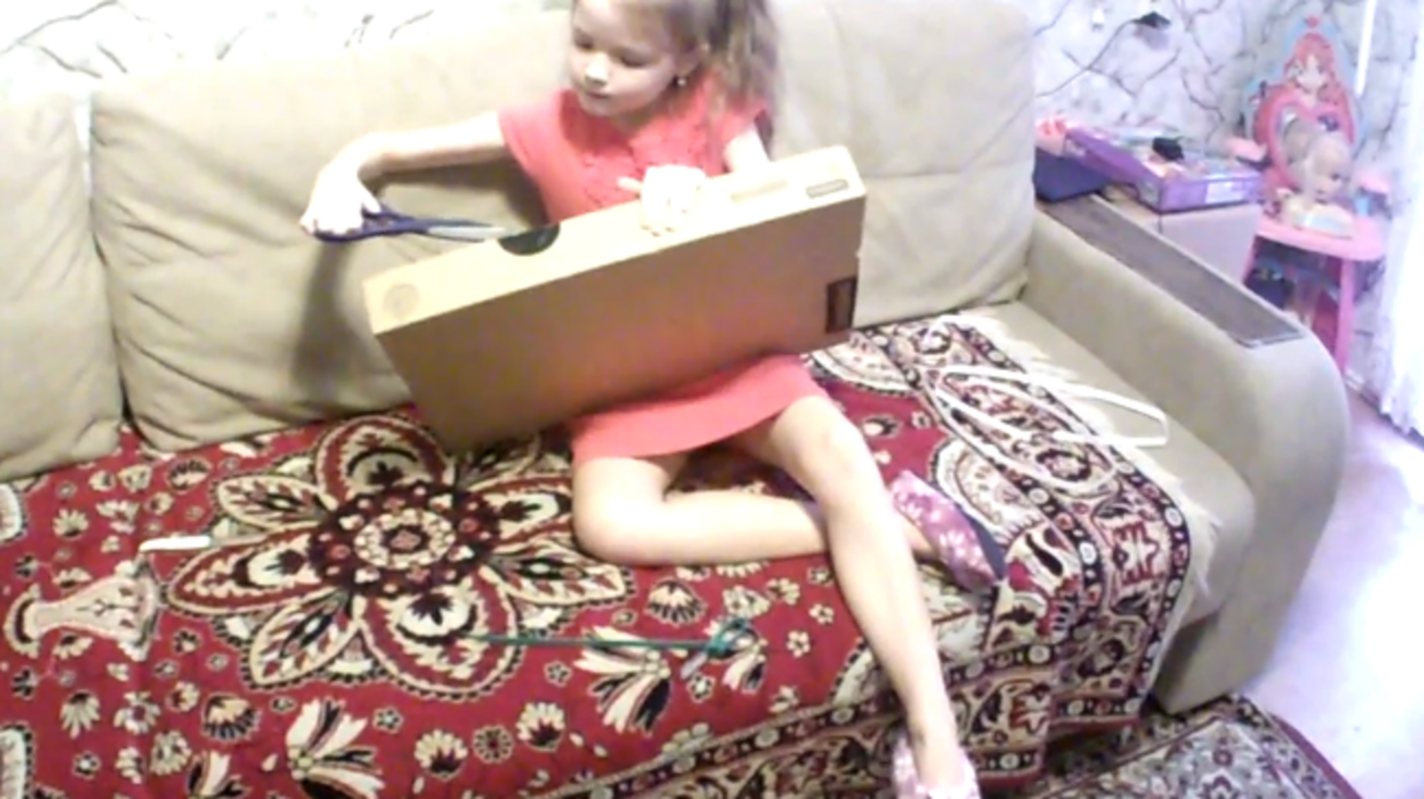 Скриншот видео