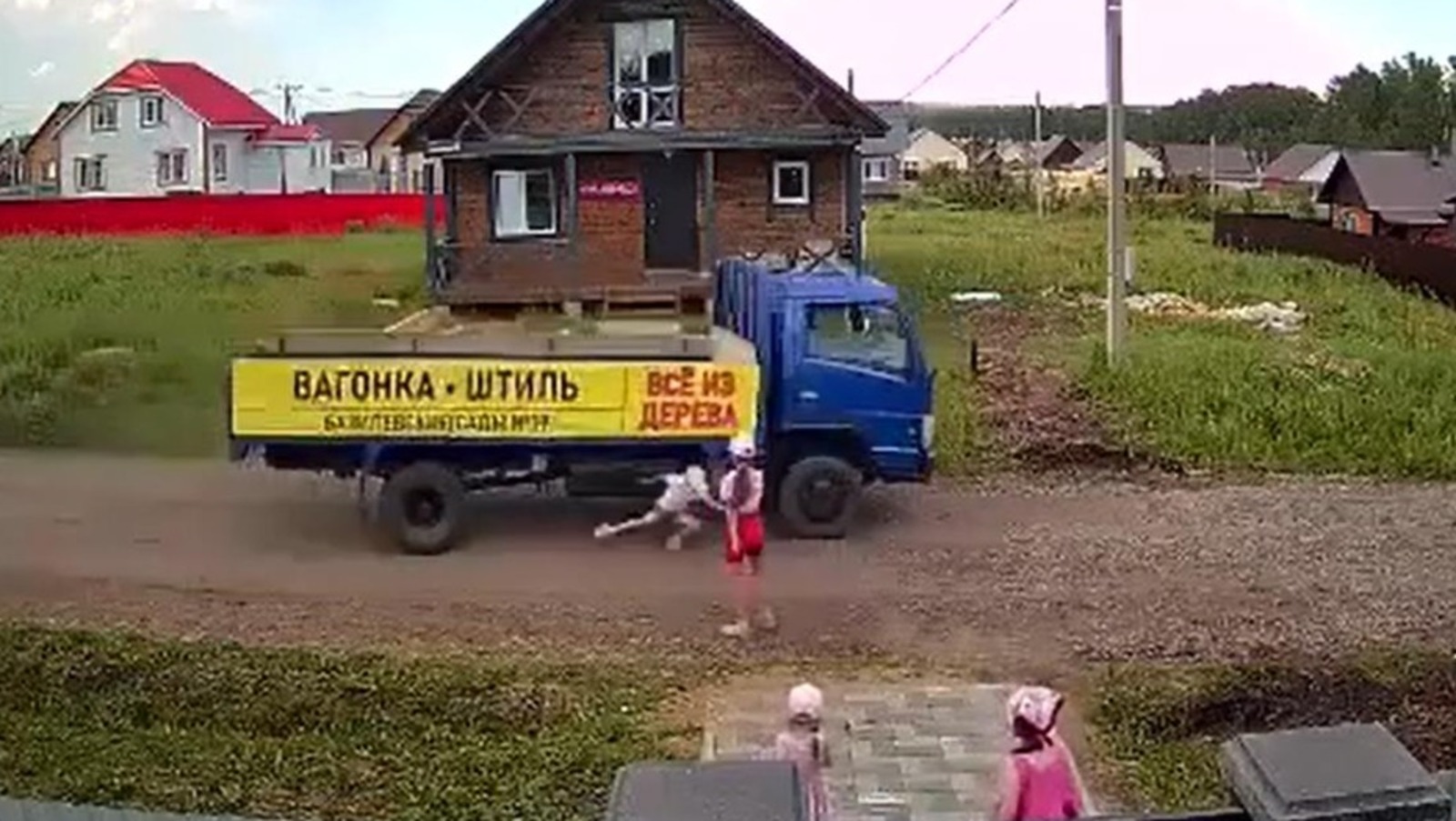 соцсети  18+