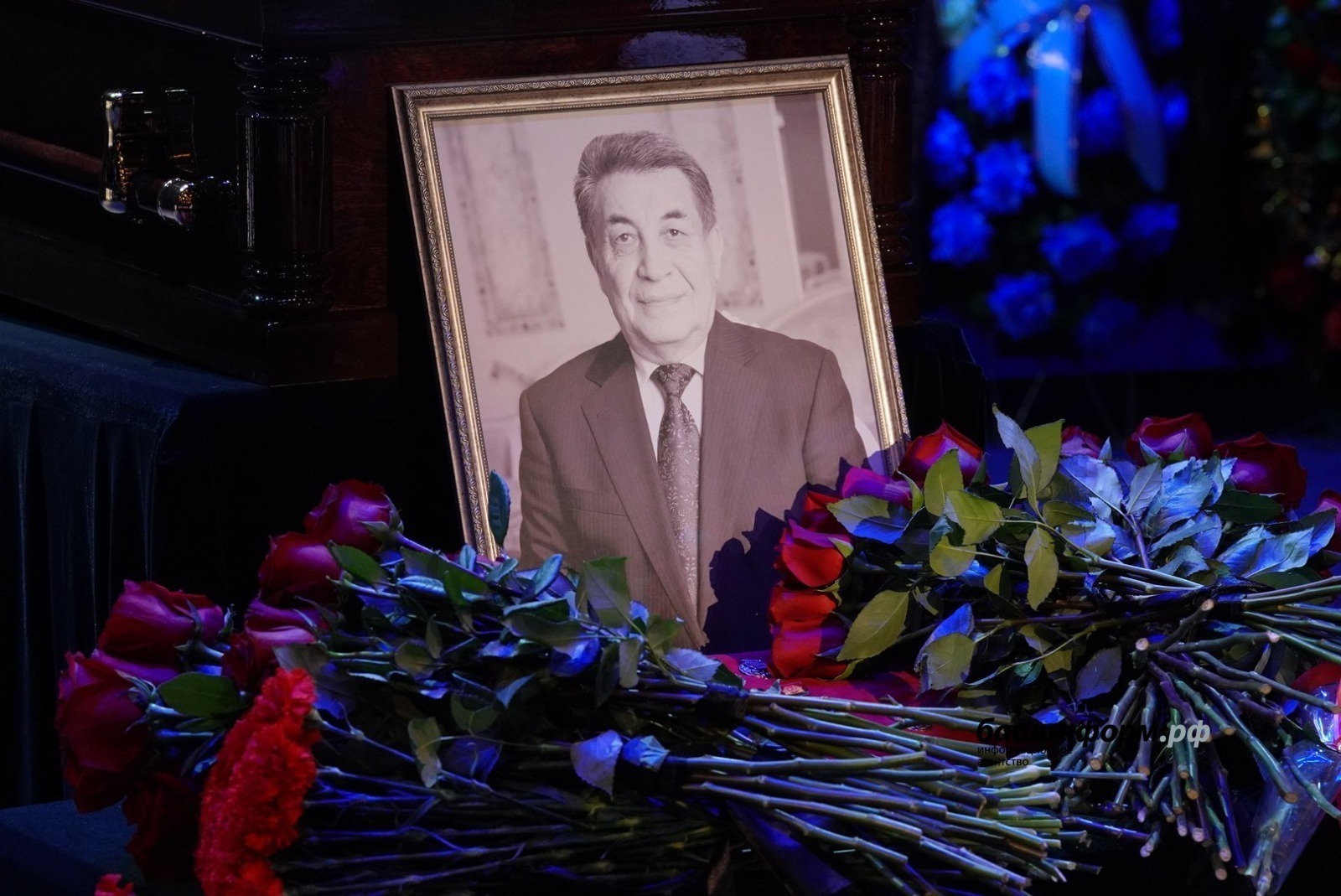 Олег Яровиков