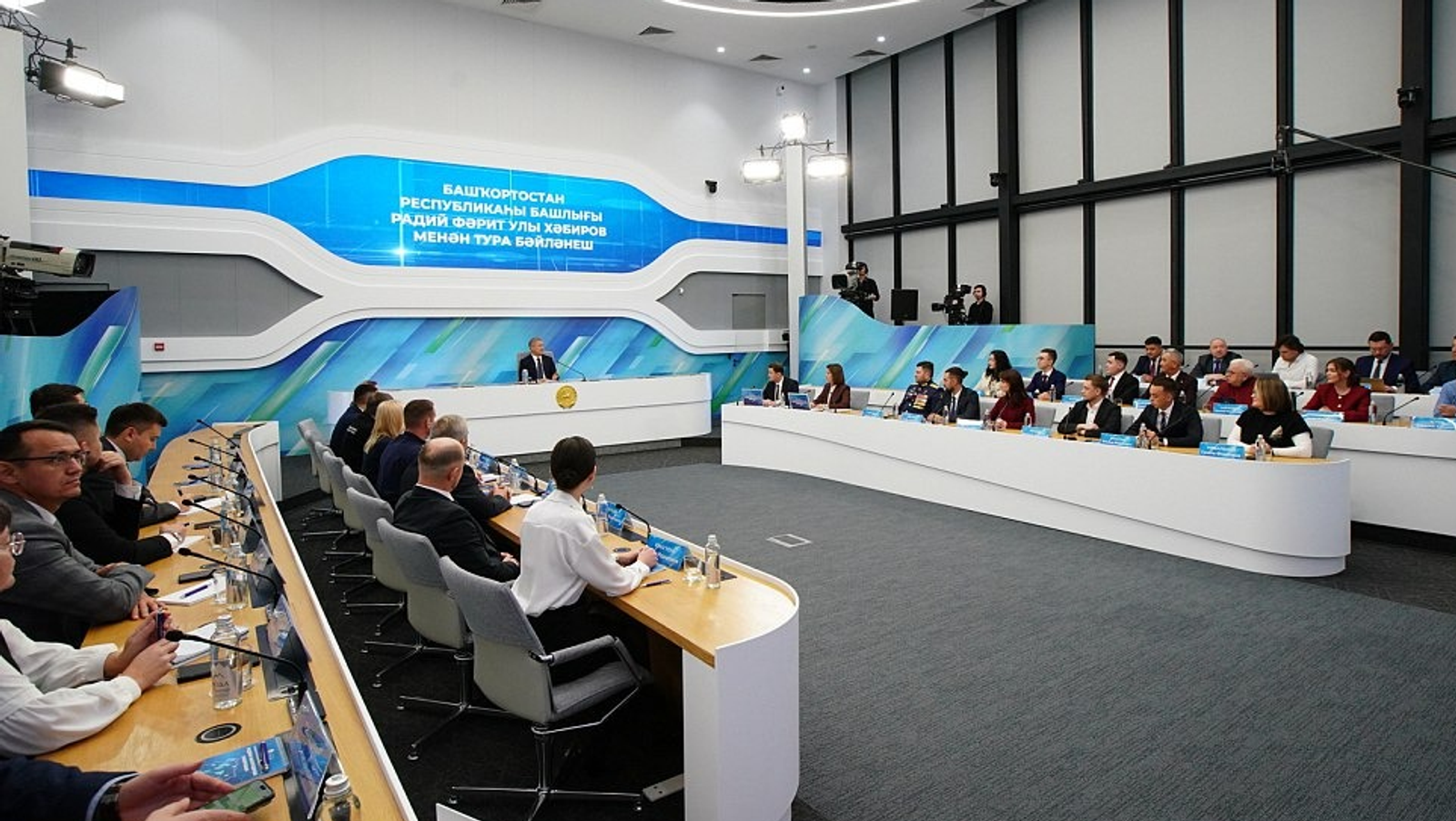 скриншот видео Прямая линия с Главой РБ