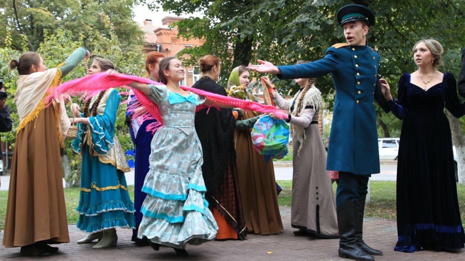 Олег Яровиков