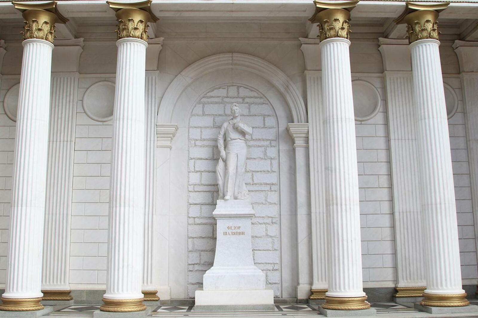Олег Яровиков