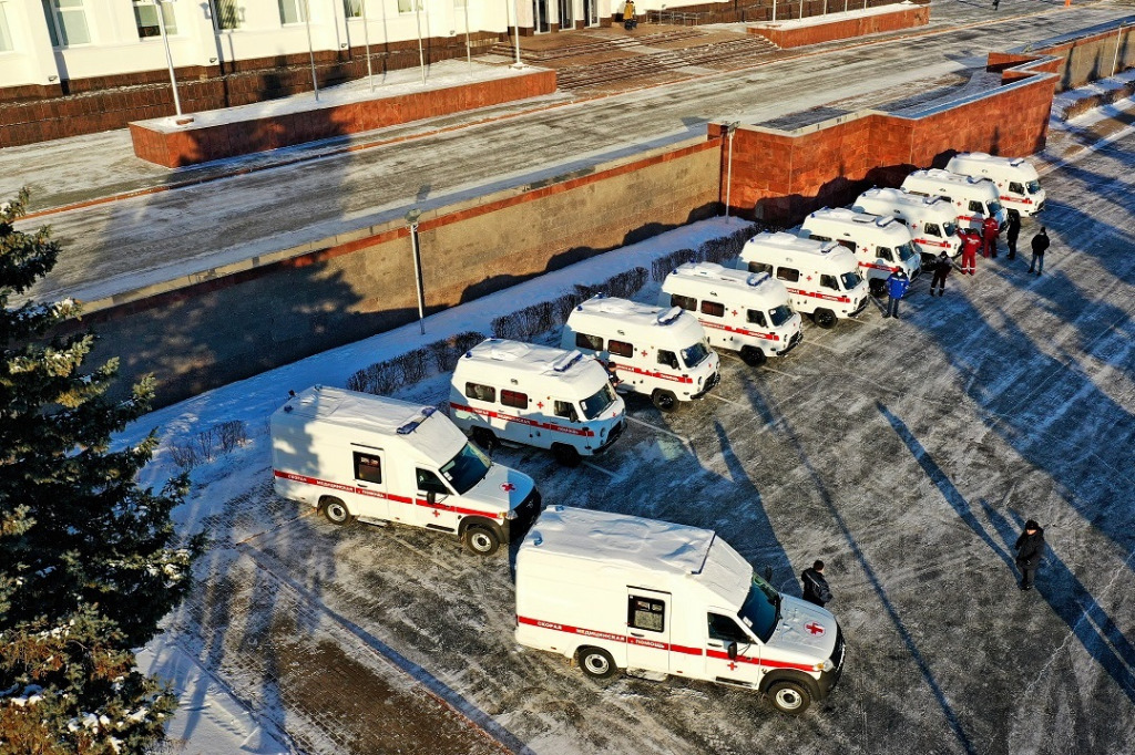 Десять новых машин скорой помощи получили больницы Башкортостана