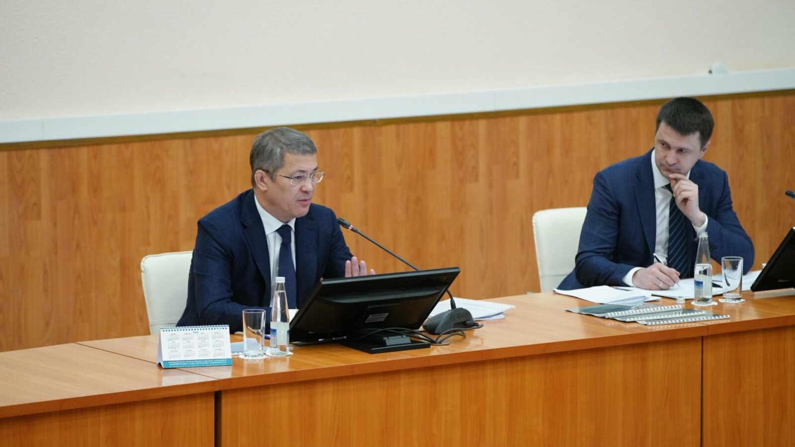 Олег Яровиков