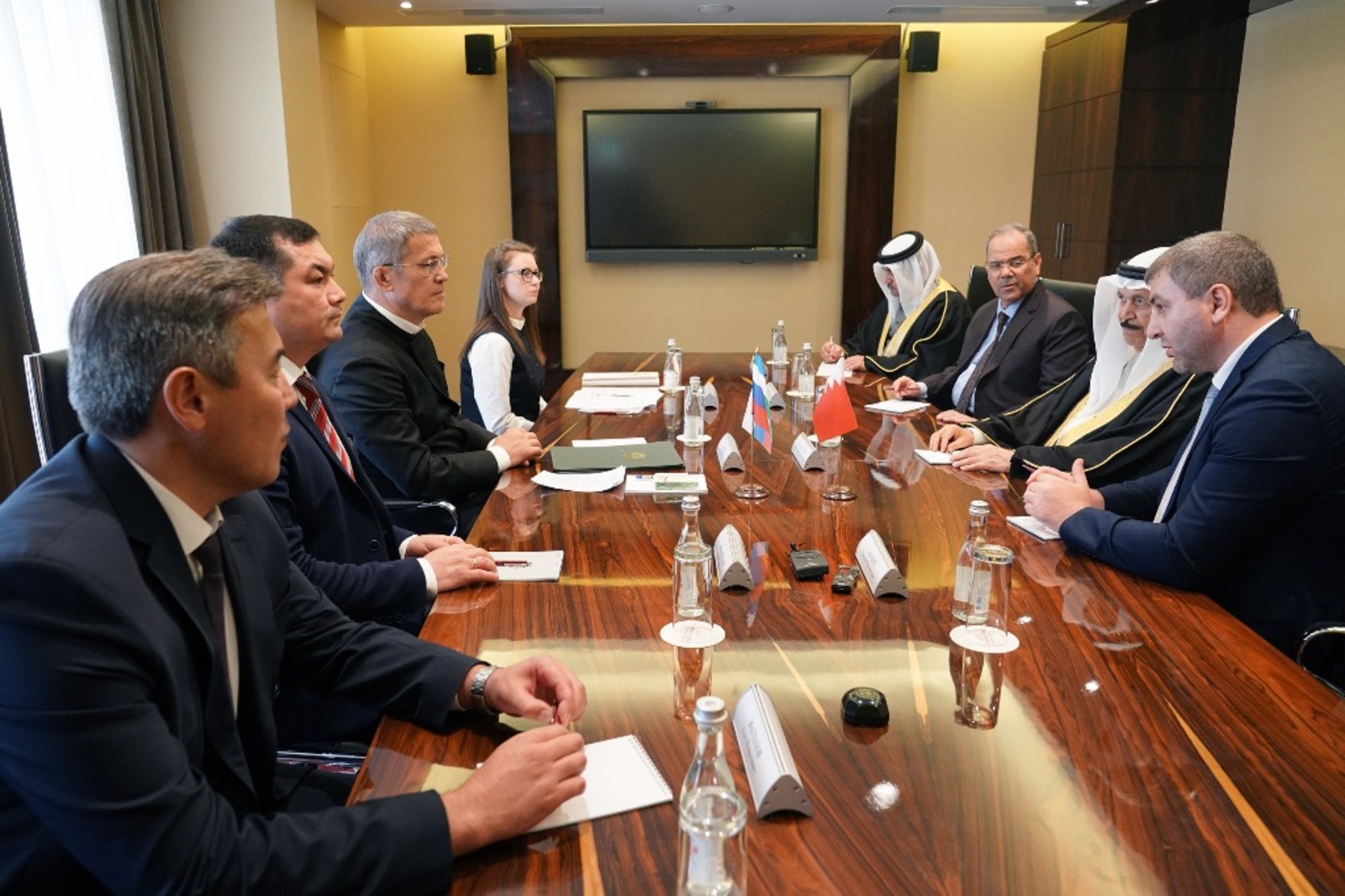 Встреча с президентом Высшего совета по делам ислама Королевства Бахрейн Абдулрахманом бин Мохаммедом Аль-Халифой