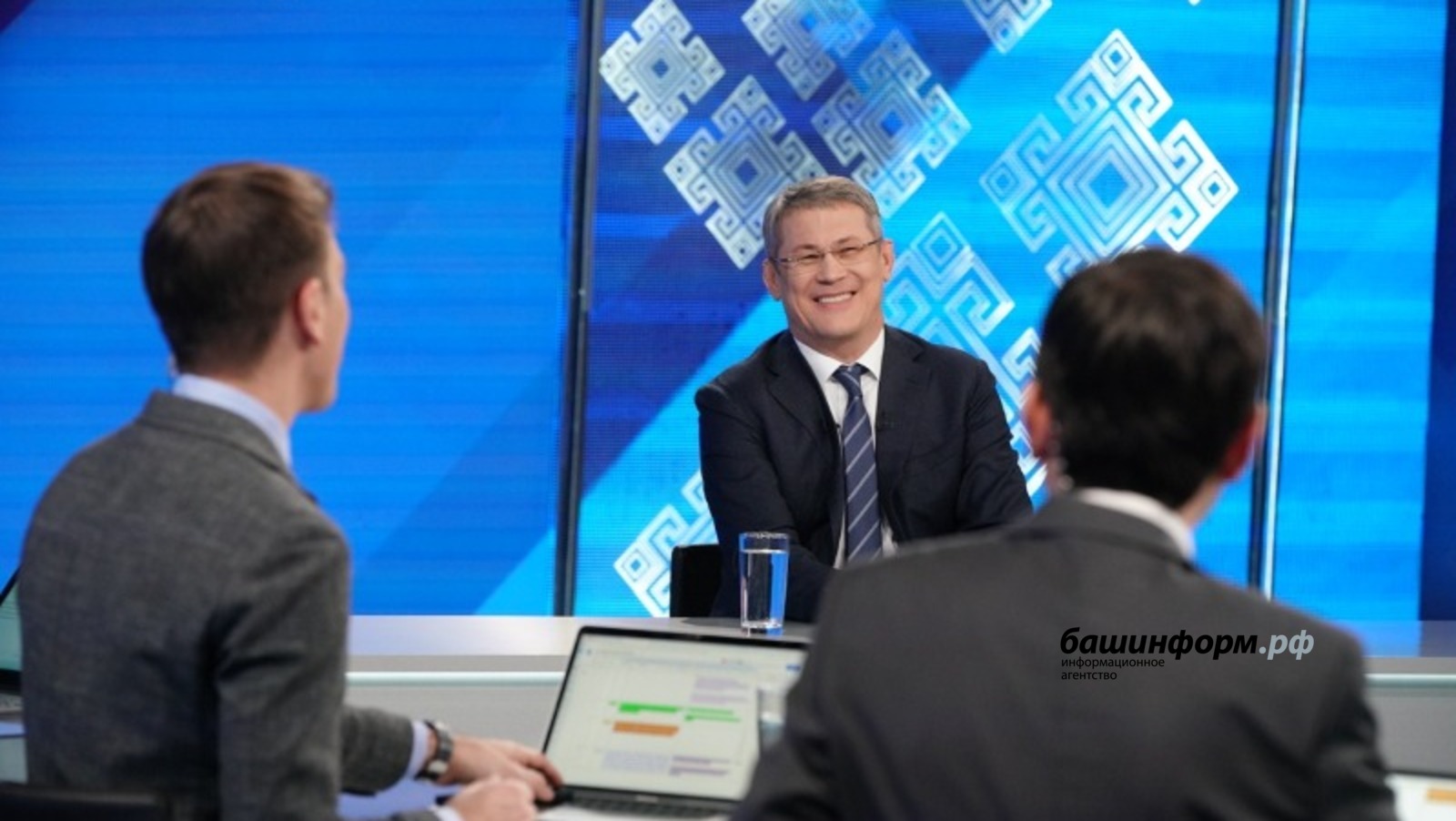 Олег Яровиков