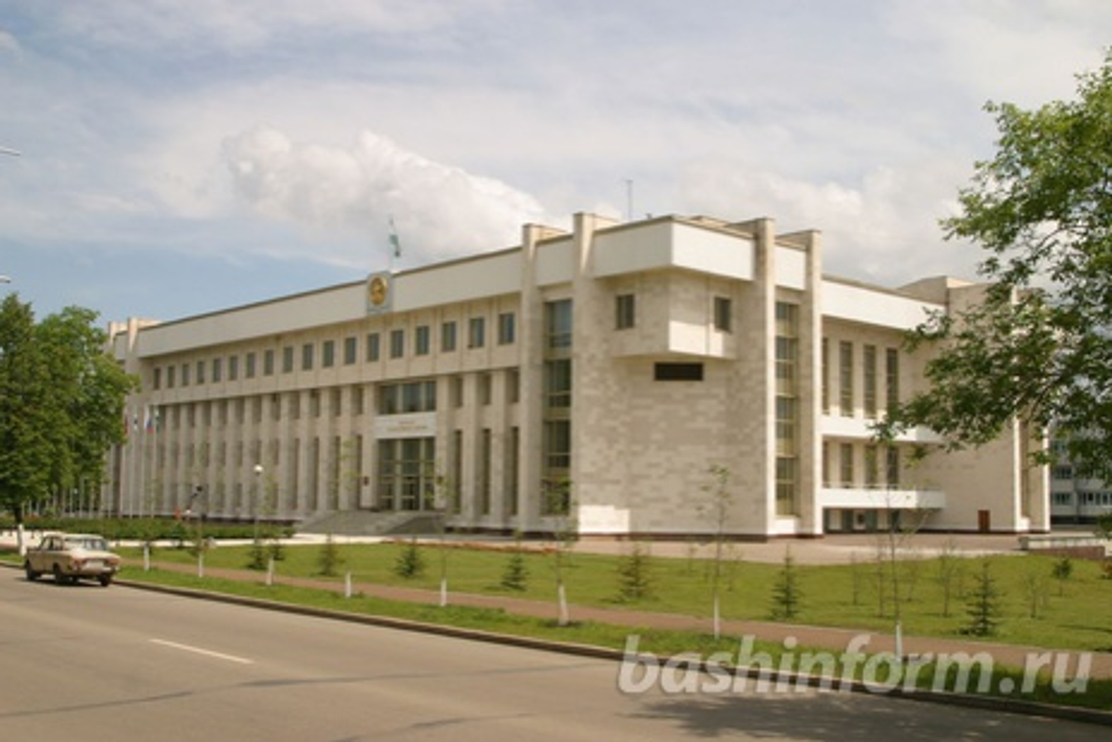 Андрей Старостин