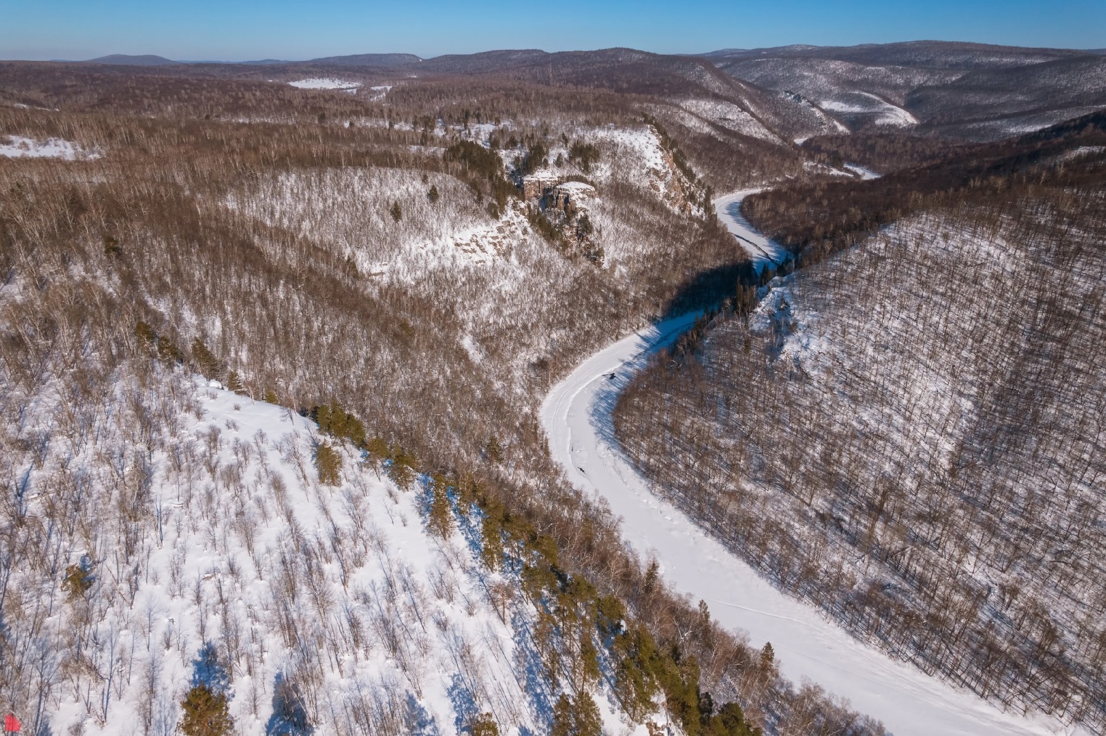 Лариса Позднякова и Александр Ежъ Осипов Сообщество "Большая уральская тропа" в социальной сети "ВКонтакте"