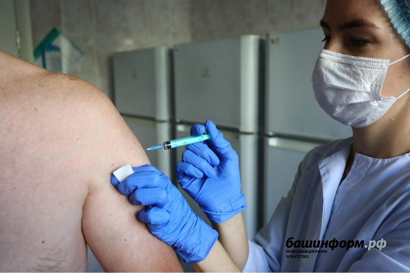 Врач из США: «Пациенты с тяжелым течением коронавируса умоляют ввести им вакцину, но уже поздно»