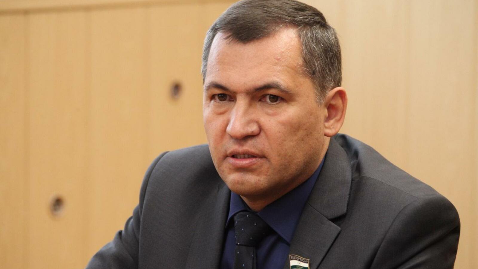 Олег Яровиков