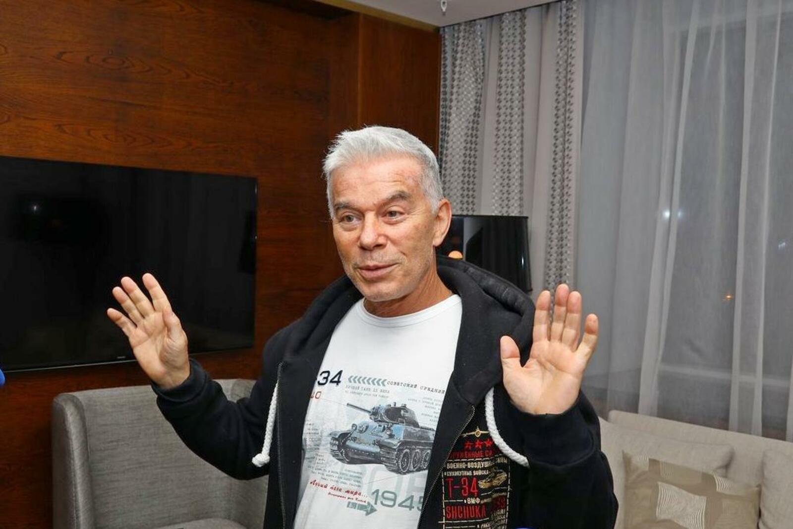 Валерий Шахов