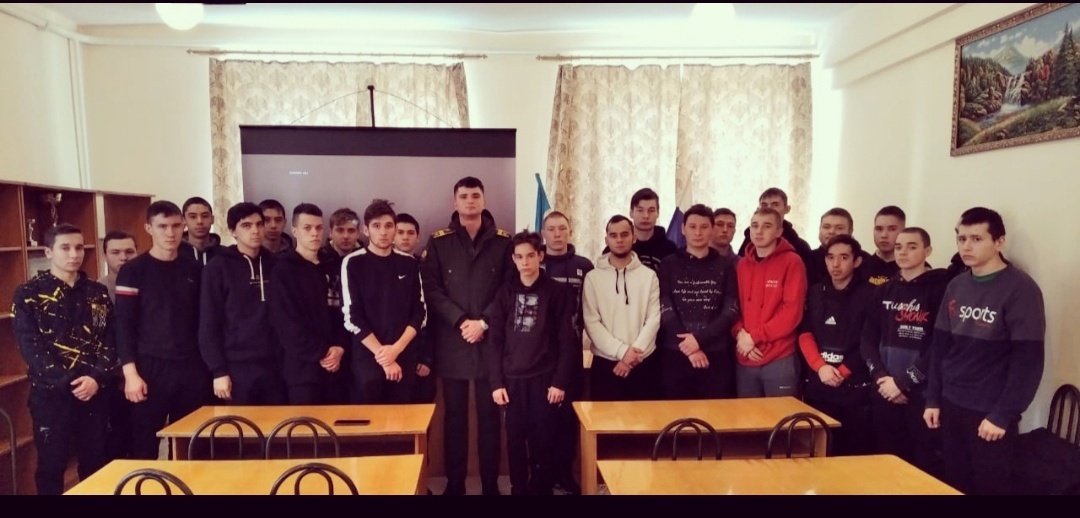 Учащиеся сельхозколледжа села Старобалтачево встретились с курсантом КВВТУ