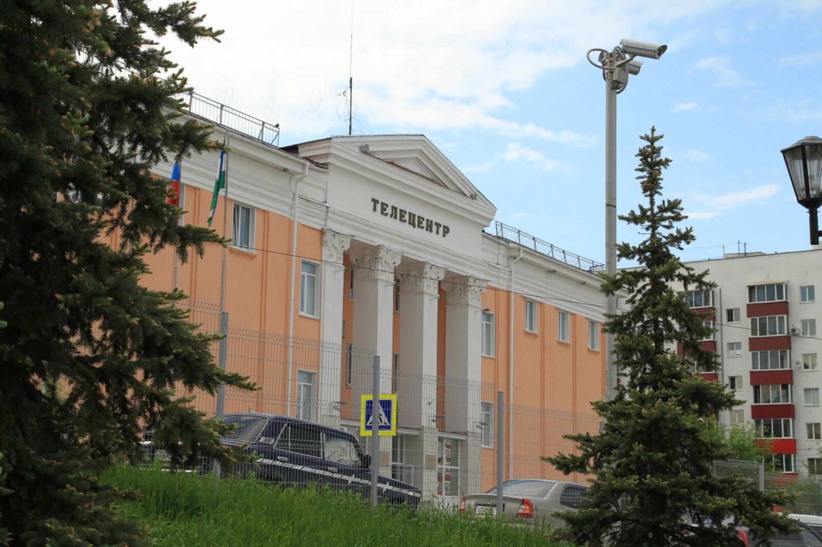 Олег Яровиков