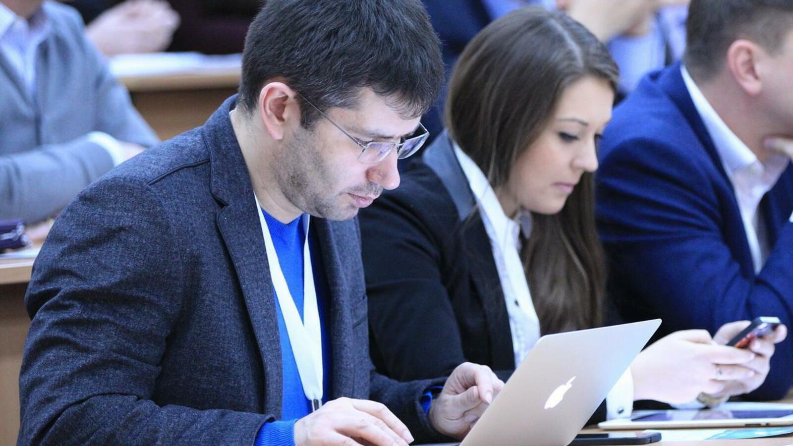 Олег Яровиков