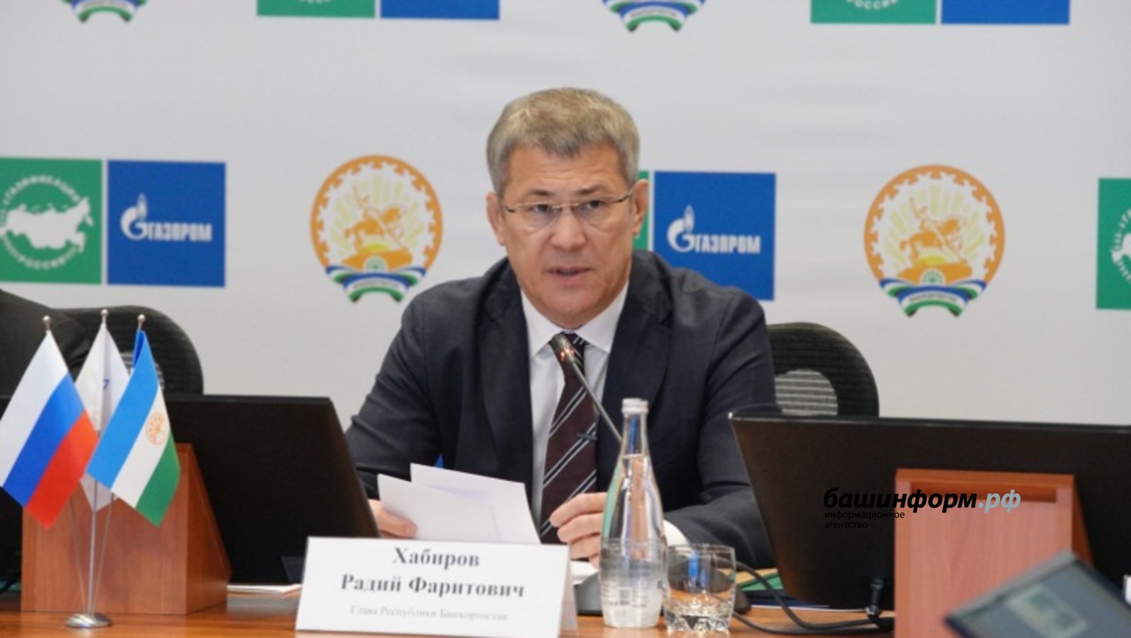 Олег Яровиков