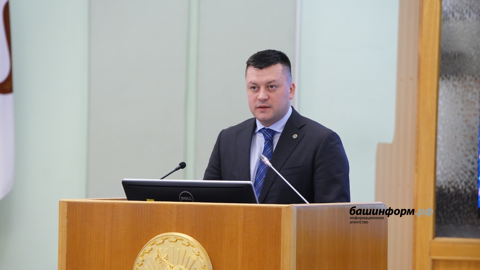 Олег Яровиков