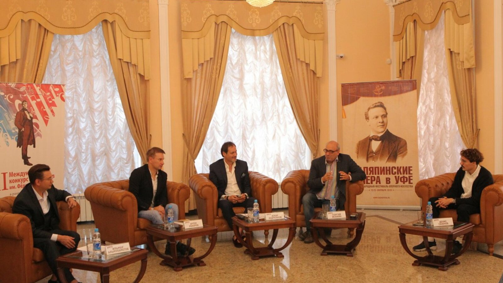 Олег Яровиков