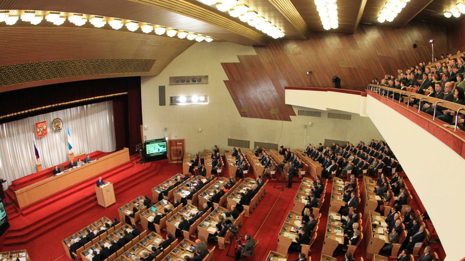 Олег Яровиков