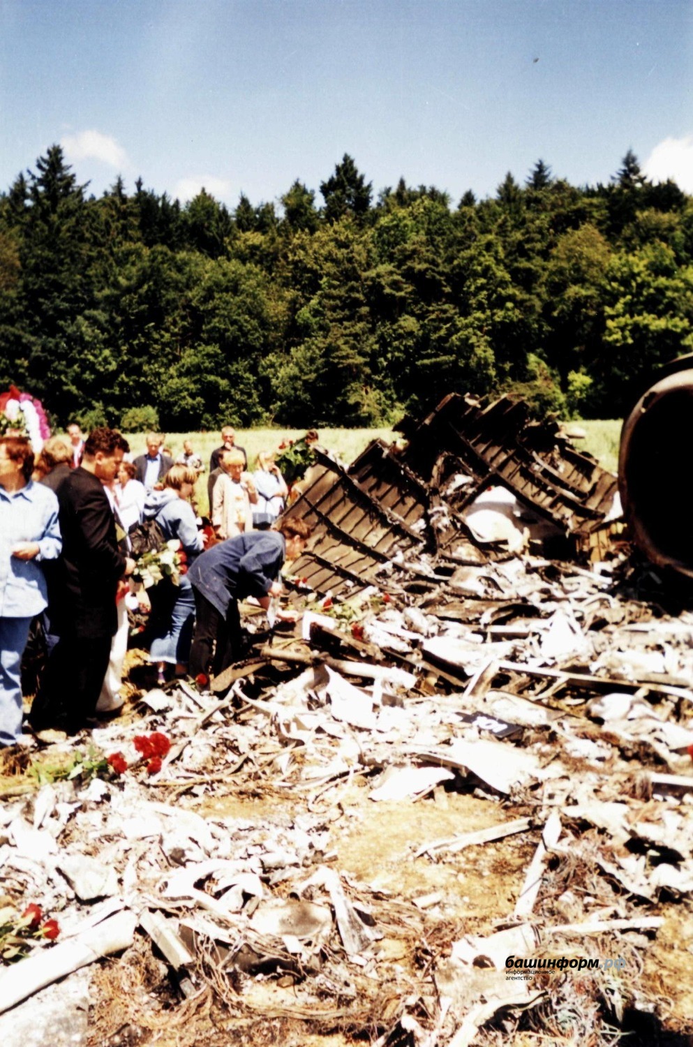 30 июля 2002. 2002 Катастрофа самолета над Боденским озером. Катастрофа ту 154 Боденским озером. Трагедия 1 июля 2002 года башкирские авиалинии. Авиакатастрофа 2002 башкирские авиалинии.
