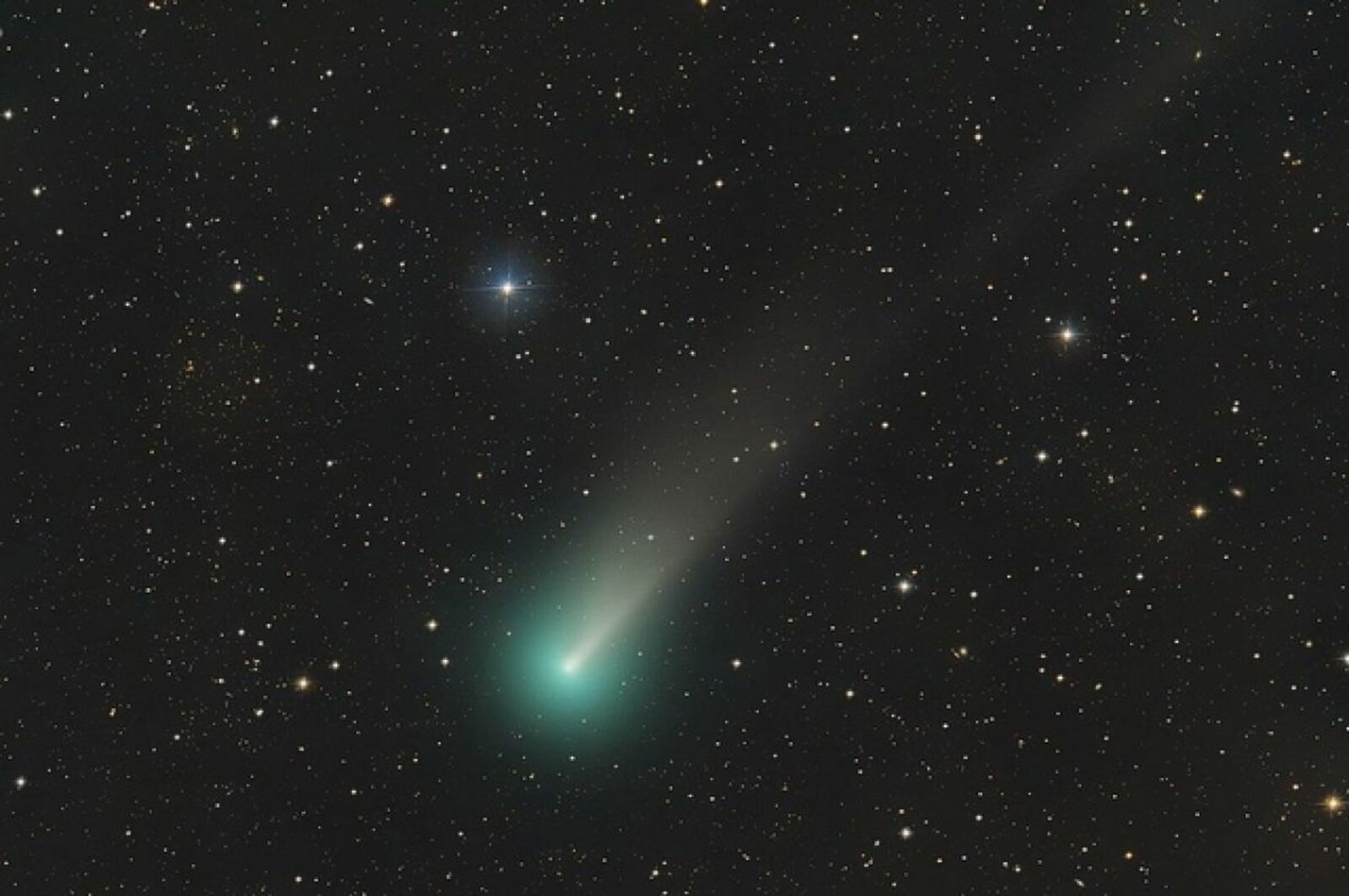 В Башкортостане жители смогут увидеть самую яркую комету года