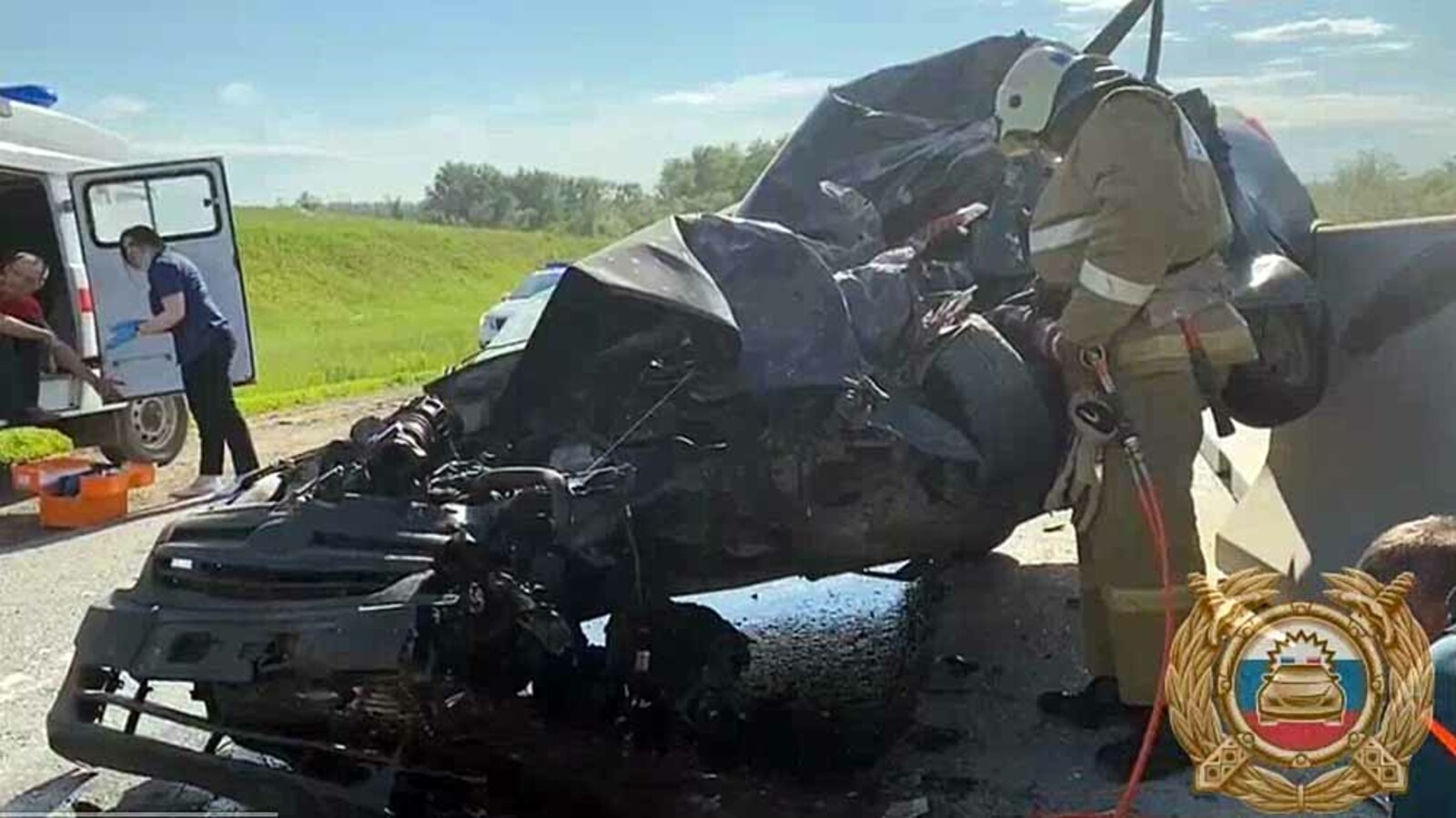 В Башкирии в столкновении с грузовиком погиб водитель легковушки