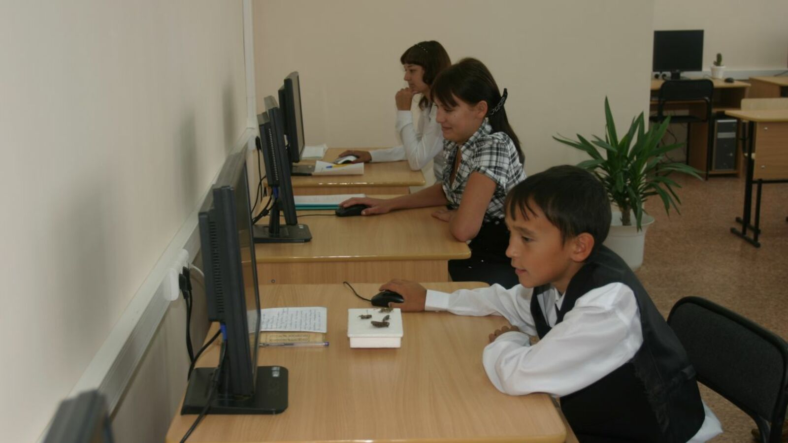 Олег Яровиков