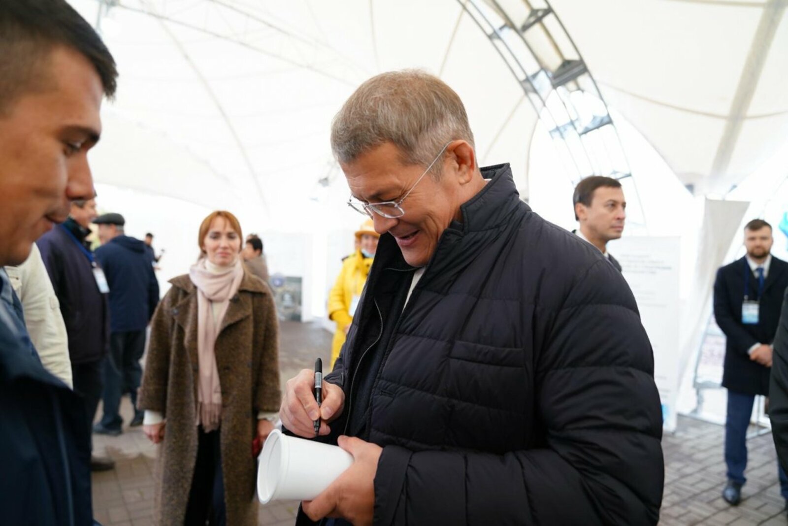 Олег Яровиков
