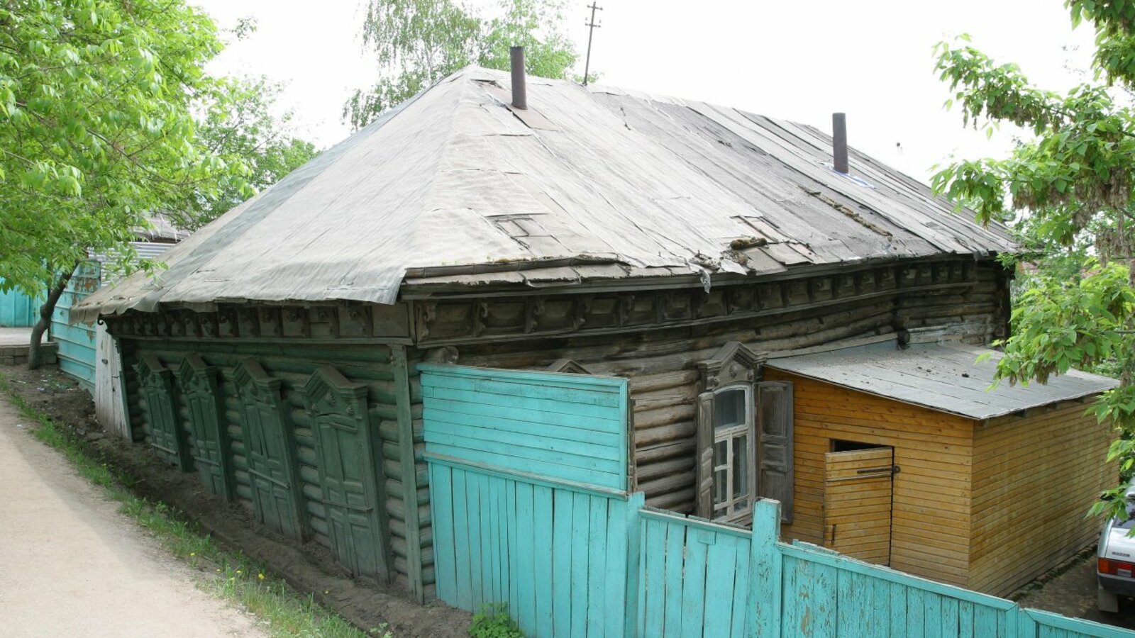 Олег Яровиков