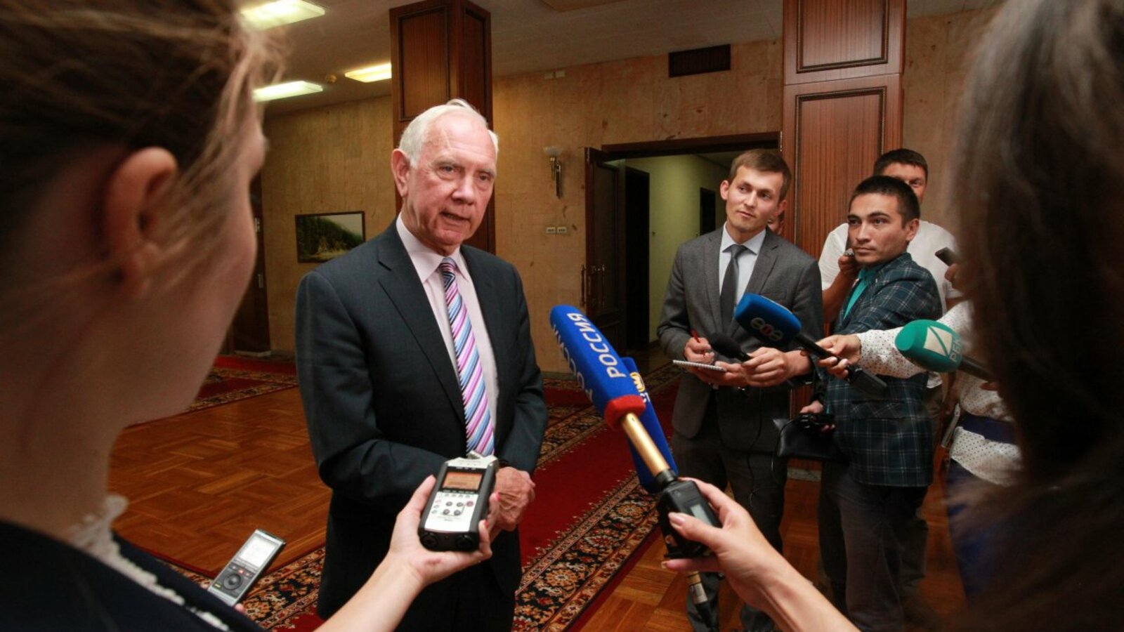 Олег Яровиков