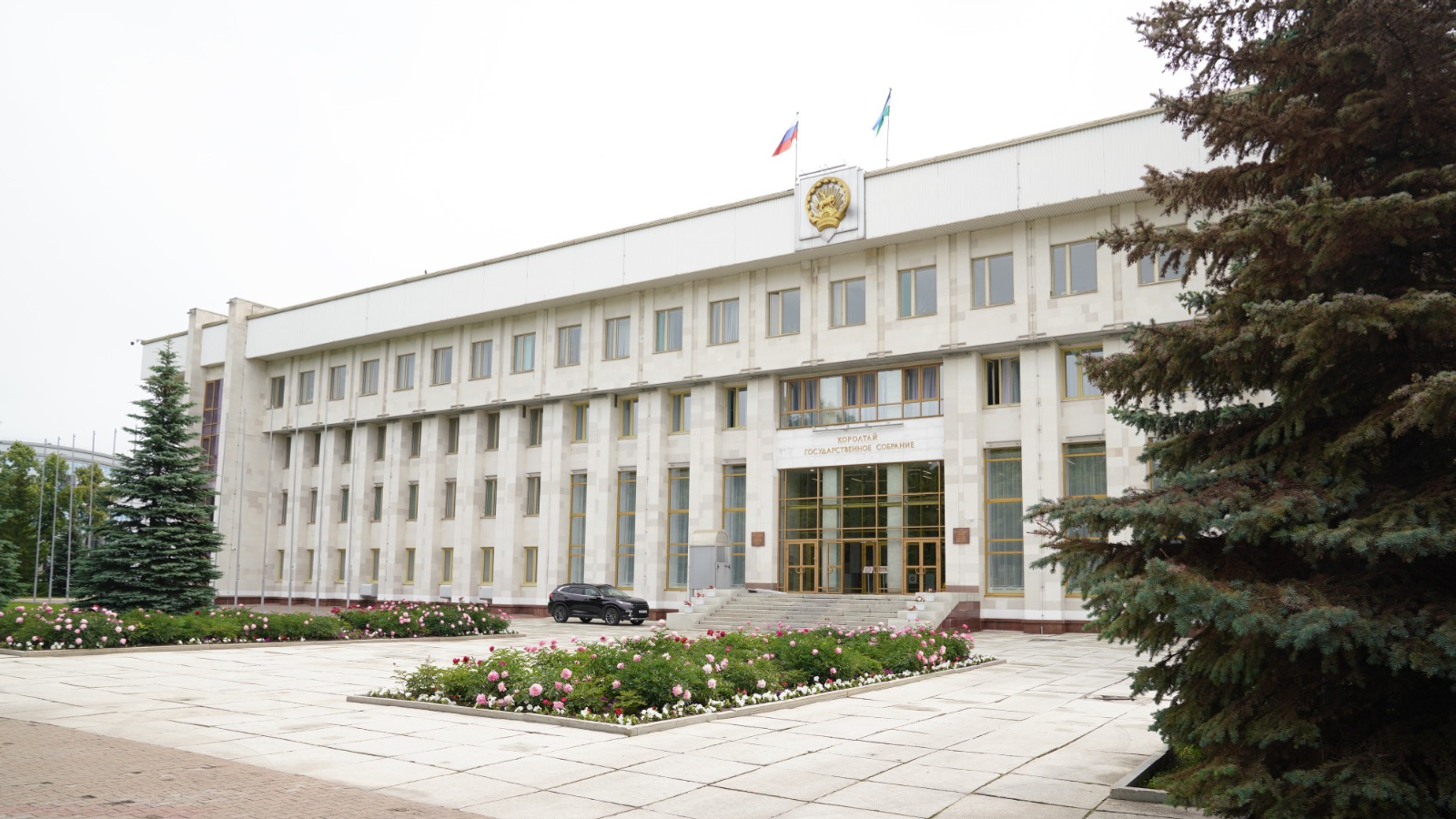 Олег Яровиков