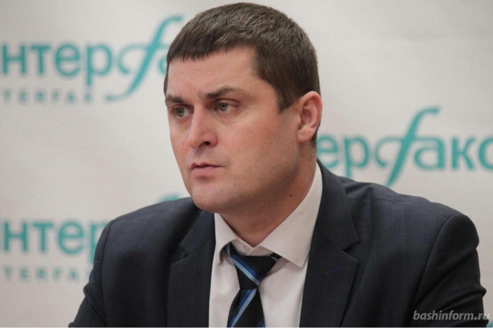 Олег Яровиков