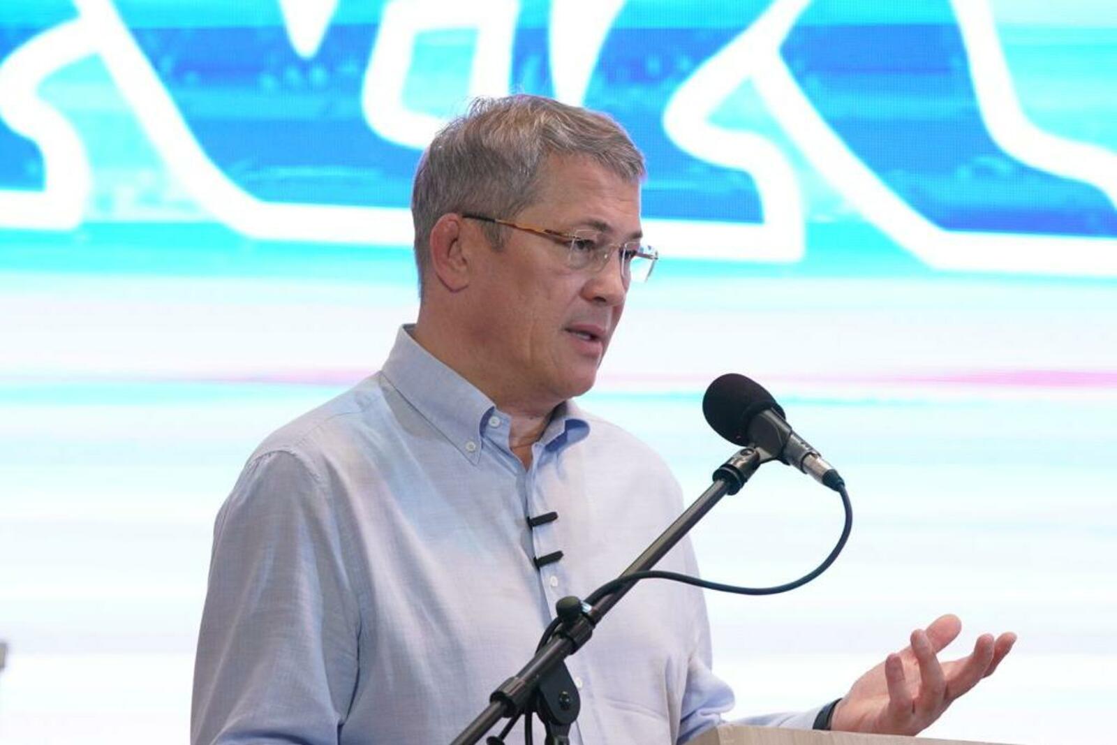 Олег Яровиков