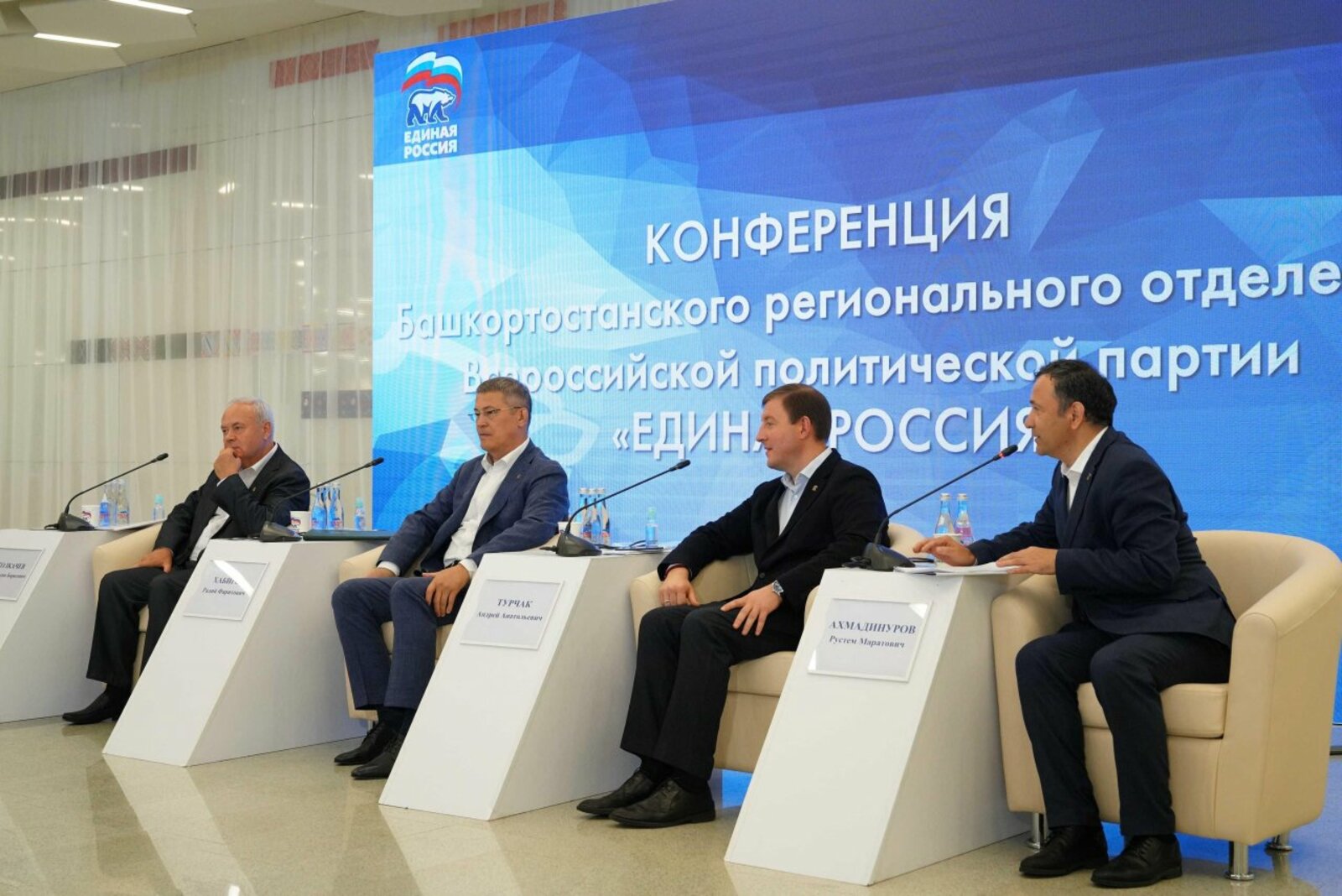 Олег Яровиков