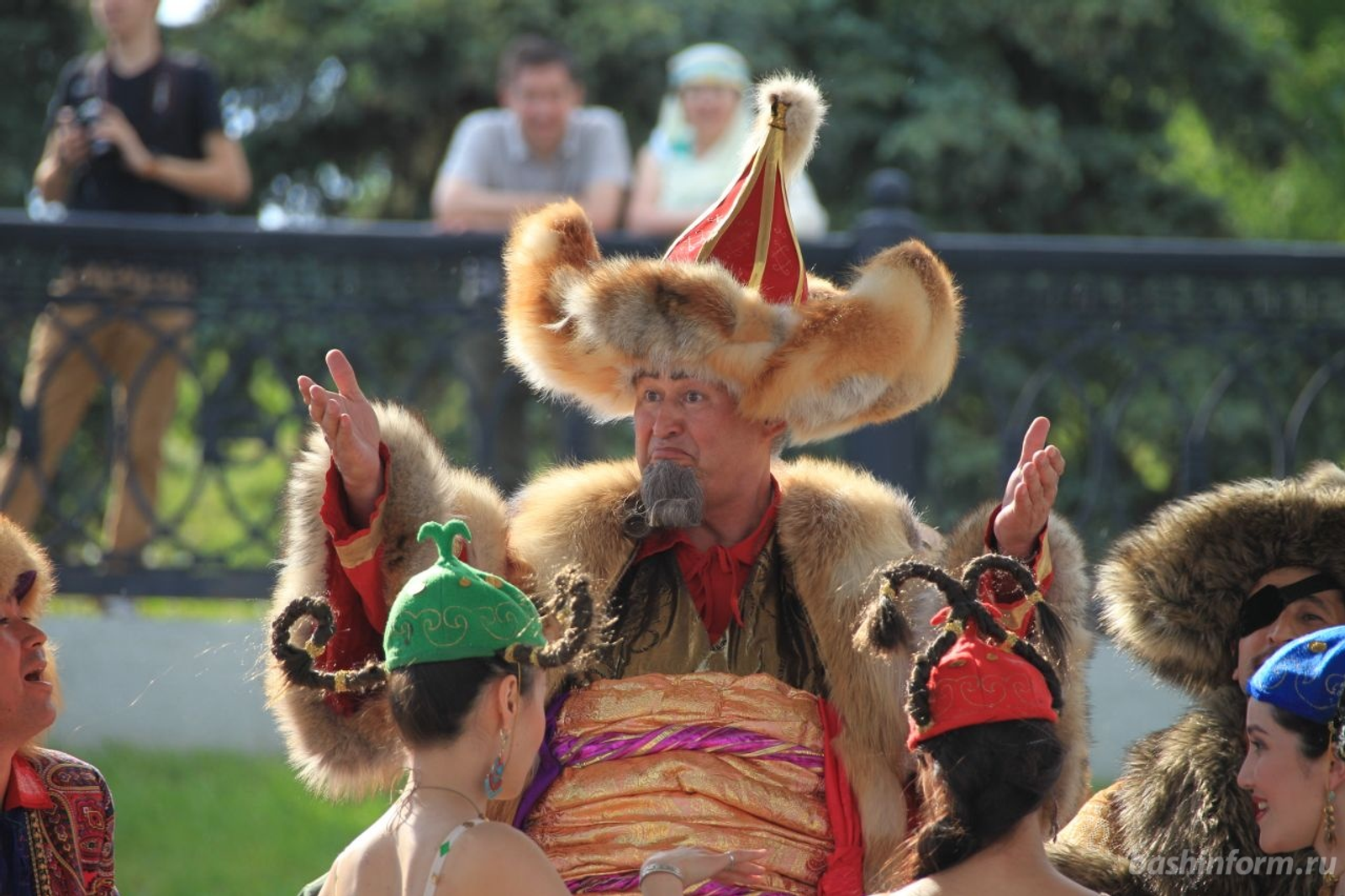 Олег Яровиков