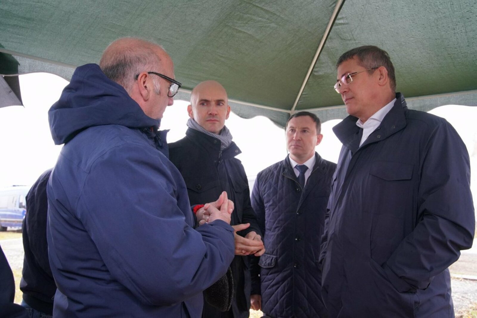 Олег Яровиков