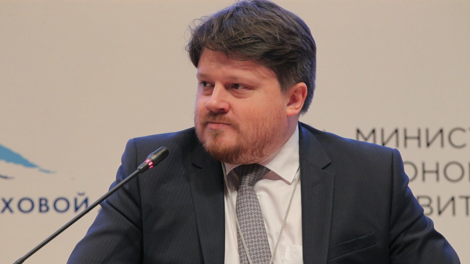 Олег Яровиков