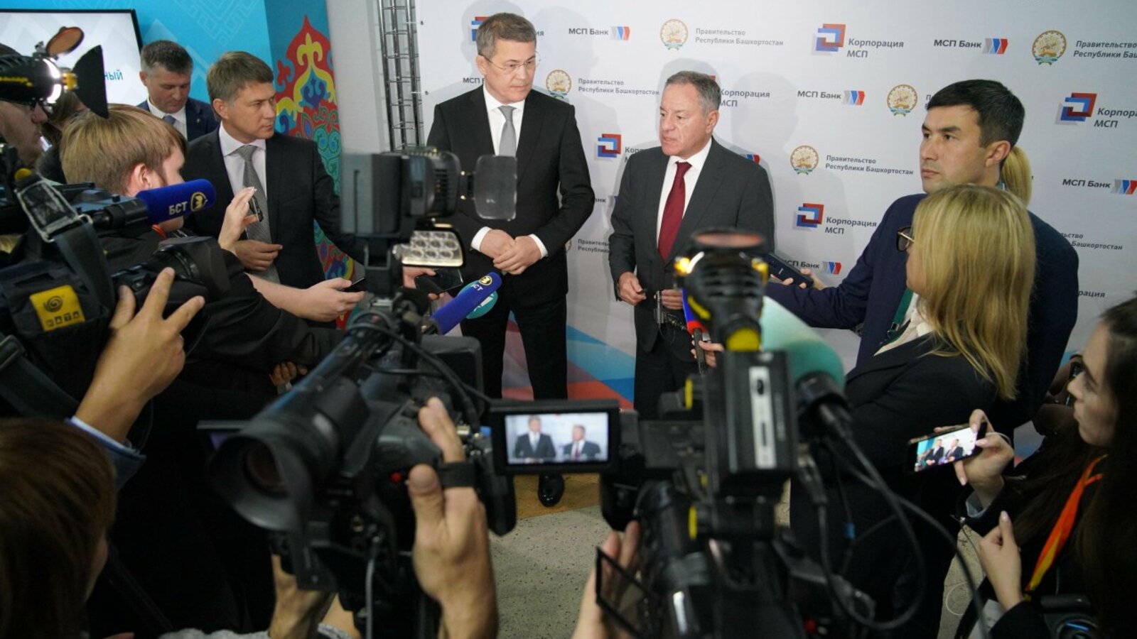 Олег Яровиков