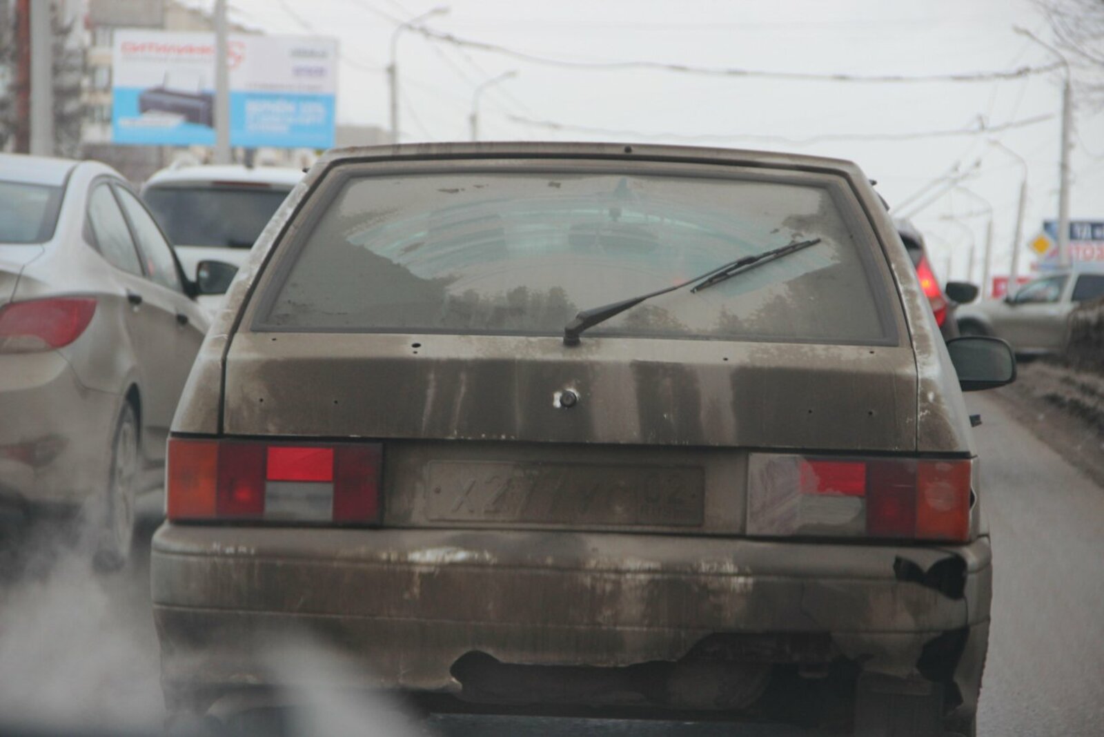 автор