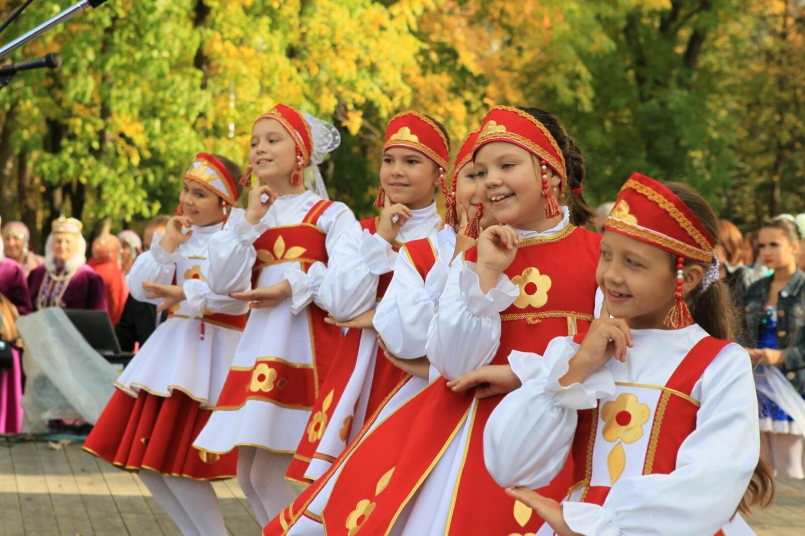 Андрей Старостин