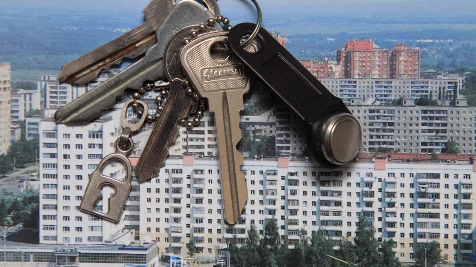 Олег Яровиков