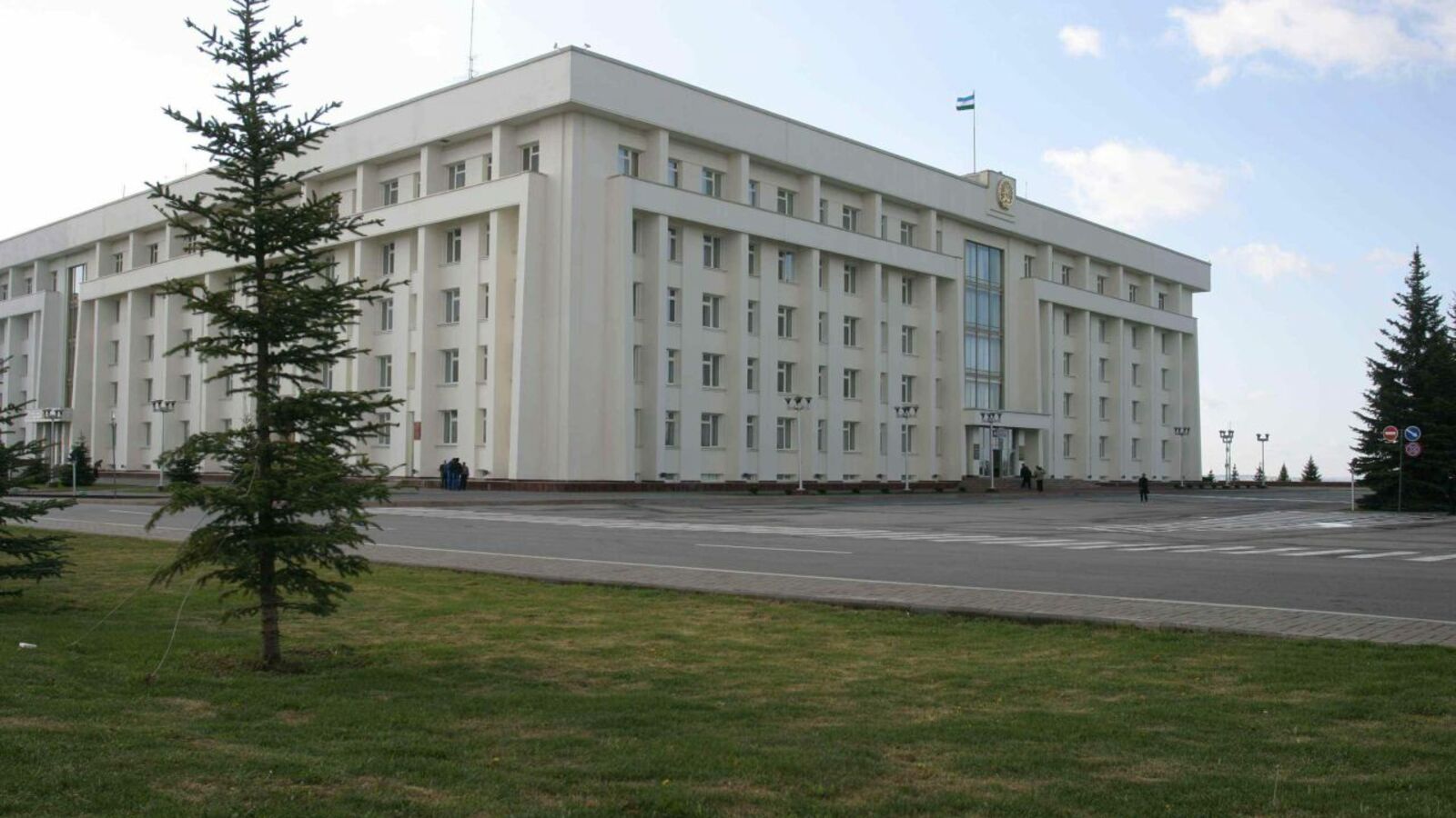 Олег Яровиков