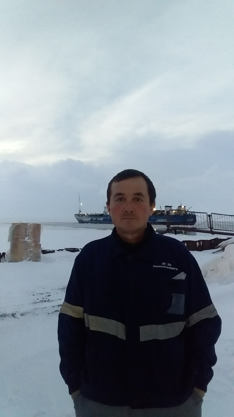 Салават Каюмов более 10 лет трудится вахтовым методом