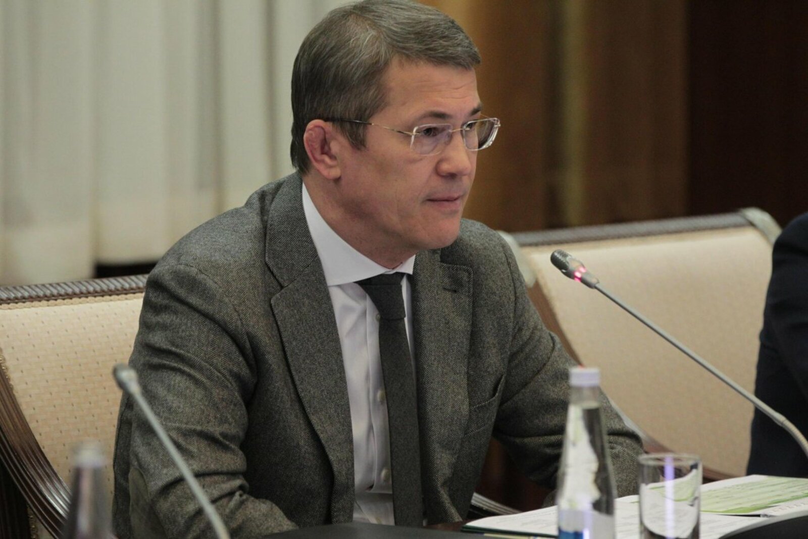 Олег Яровиков