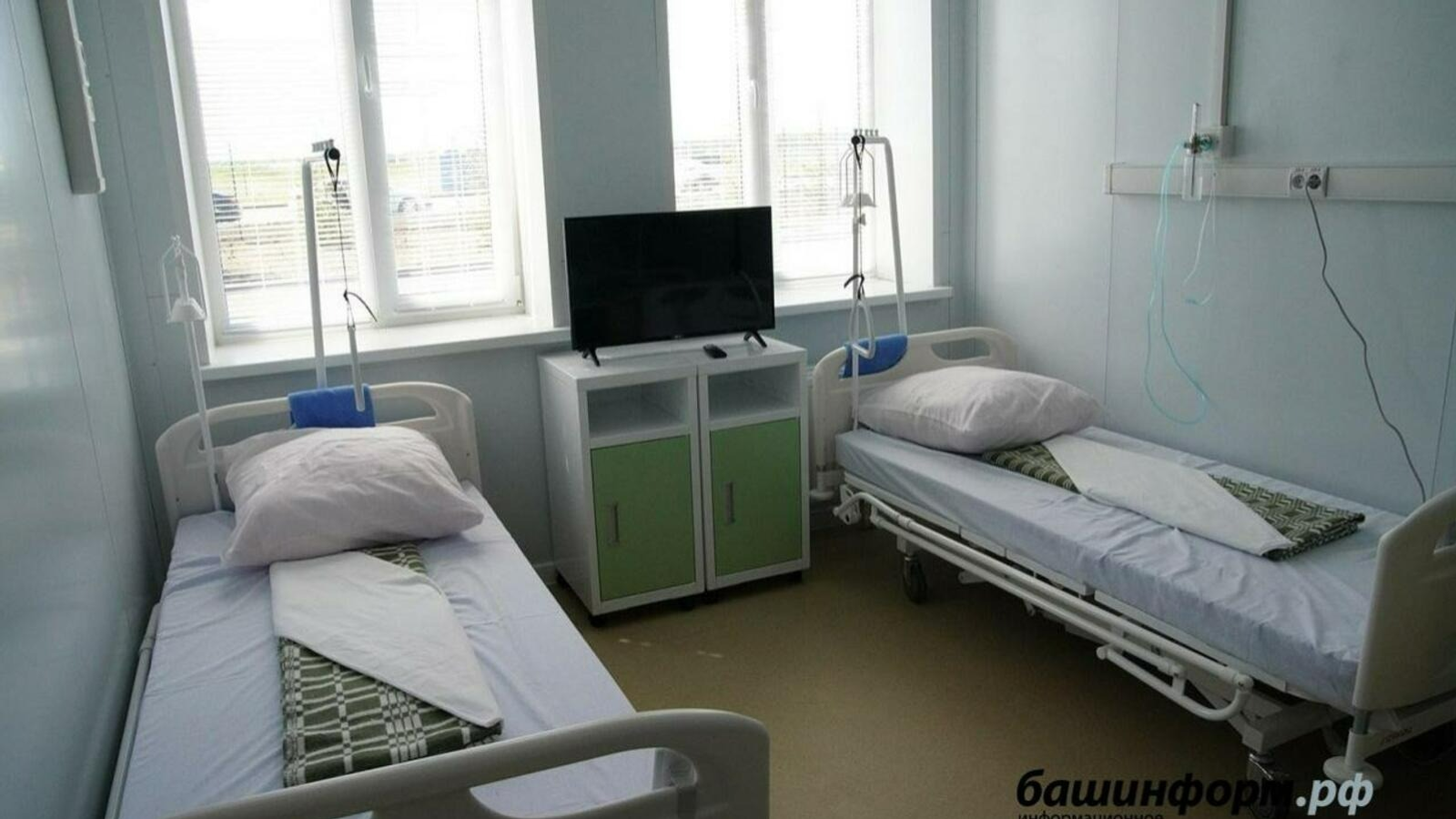 Олег Яровиков